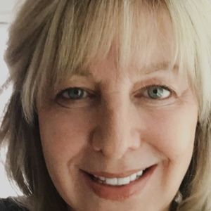 Meet your Posher, Suzie